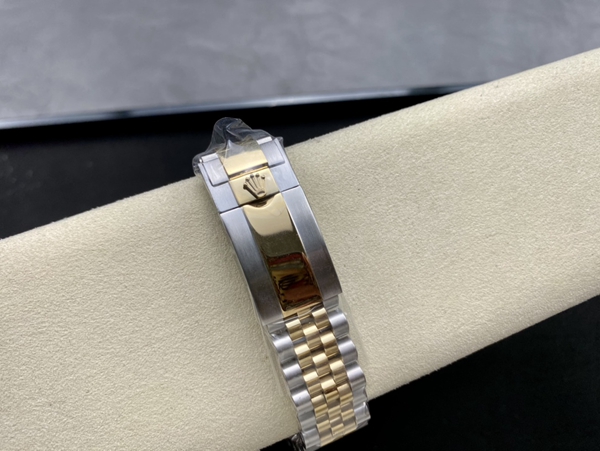 激安ロレックス着用イメージ